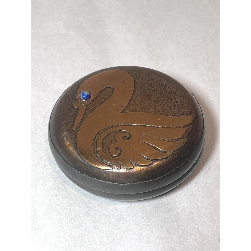 Vintage Modernist Taller‎ Origen Chile Round Brass Swan Lapis Box Signed Trinket